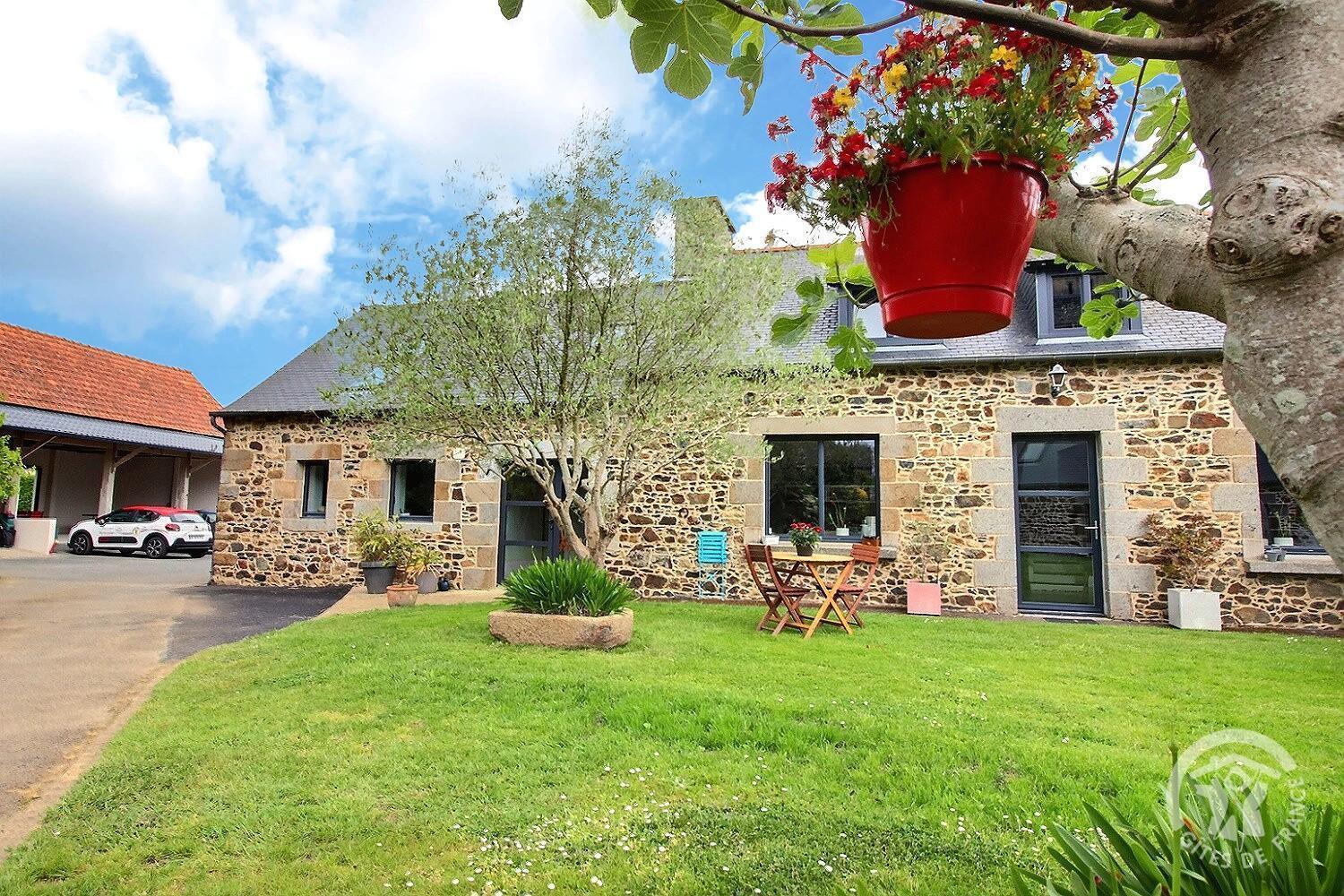 Le Val D'Ic Bed & Breakfast Pordic Exterior photo